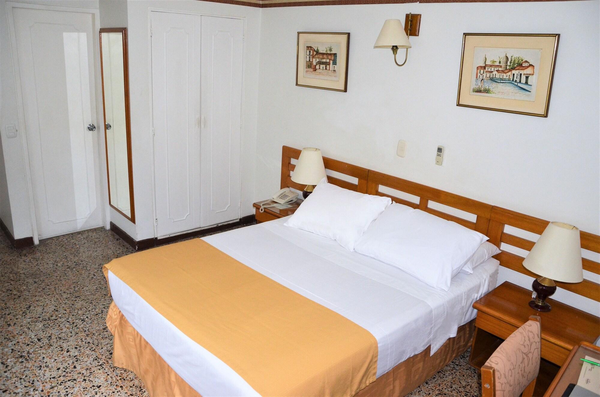 Hotel Villavicencio Plaza Eksteriør billede