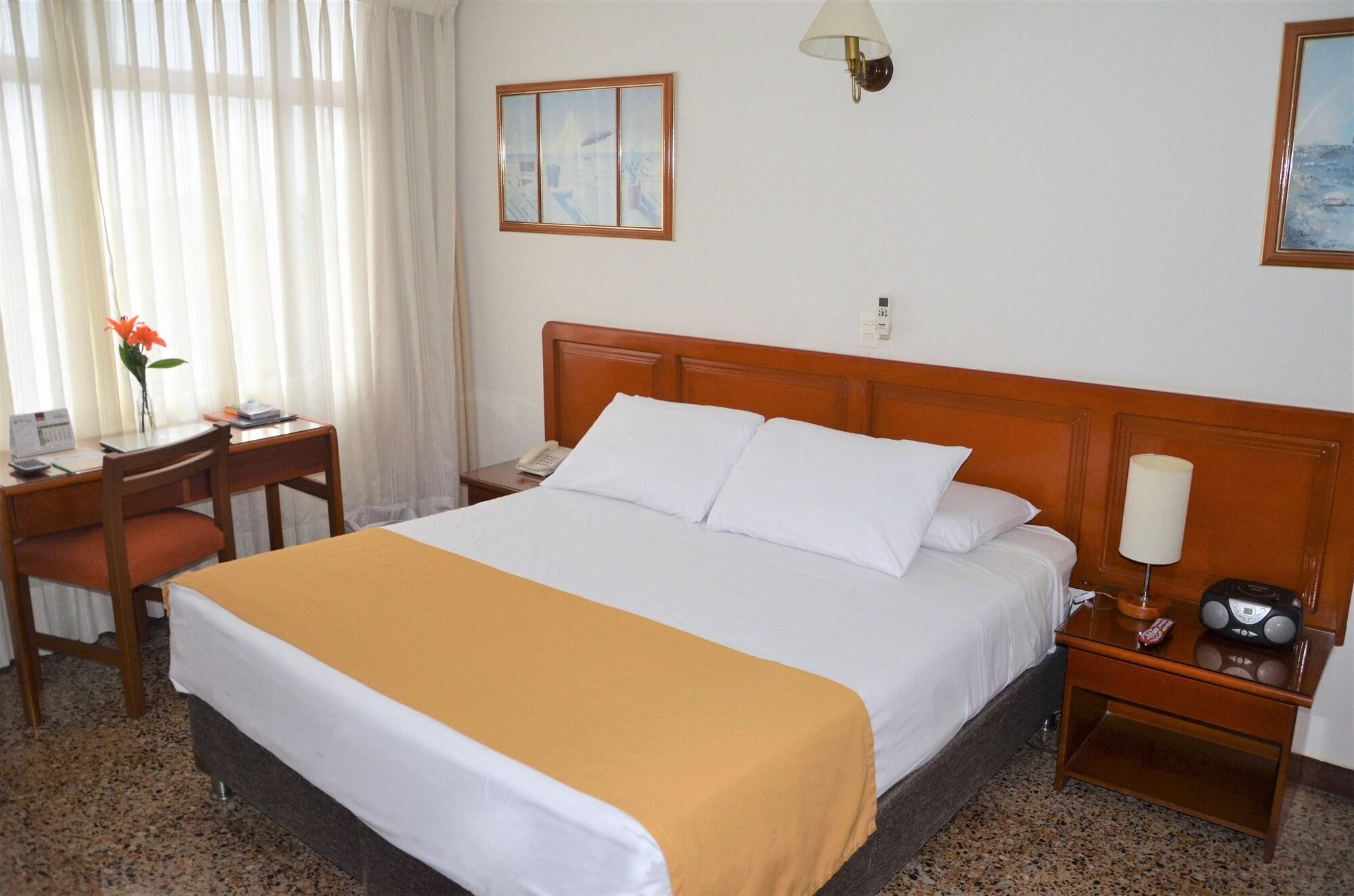 Hotel Villavicencio Plaza Eksteriør billede