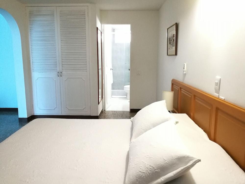 Hotel Villavicencio Plaza Eksteriør billede