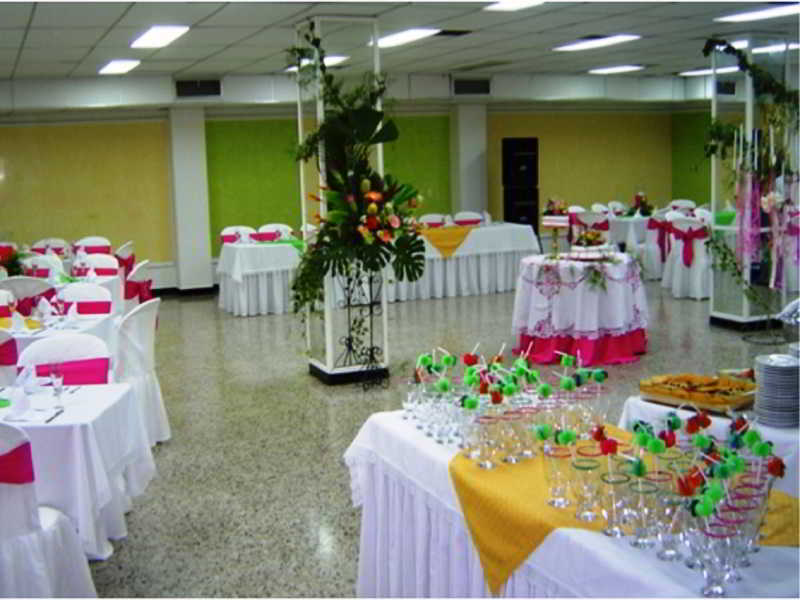 Hotel Villavicencio Plaza Eksteriør billede