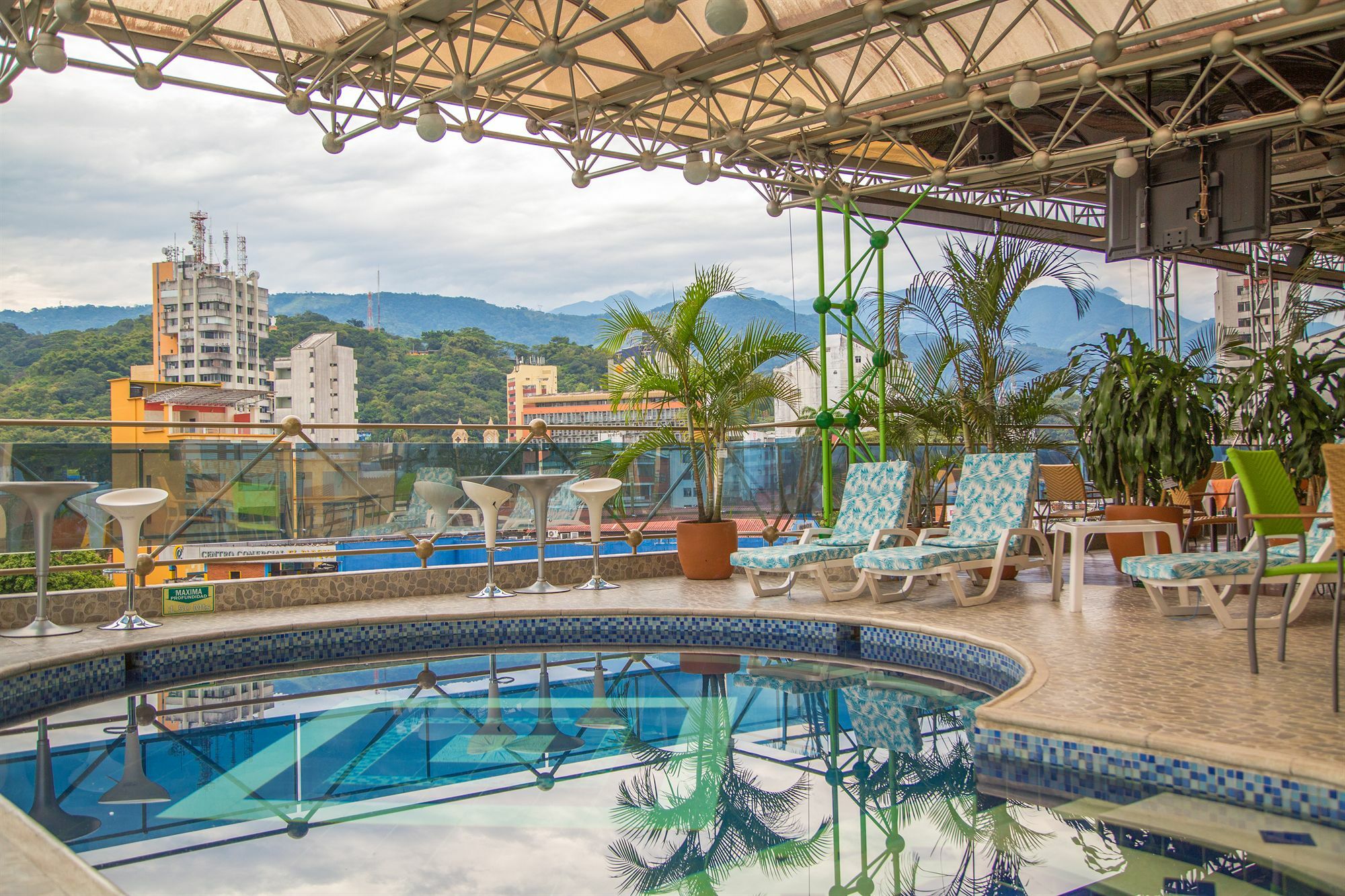 Hotel Villavicencio Plaza Eksteriør billede