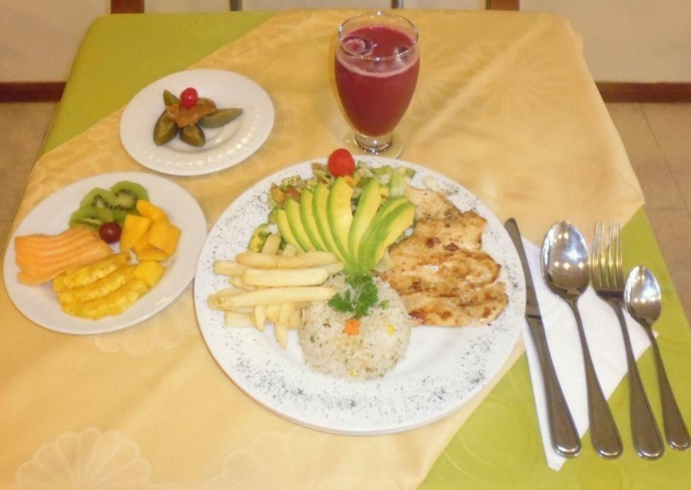 Hotel Villavicencio Plaza Eksteriør billede