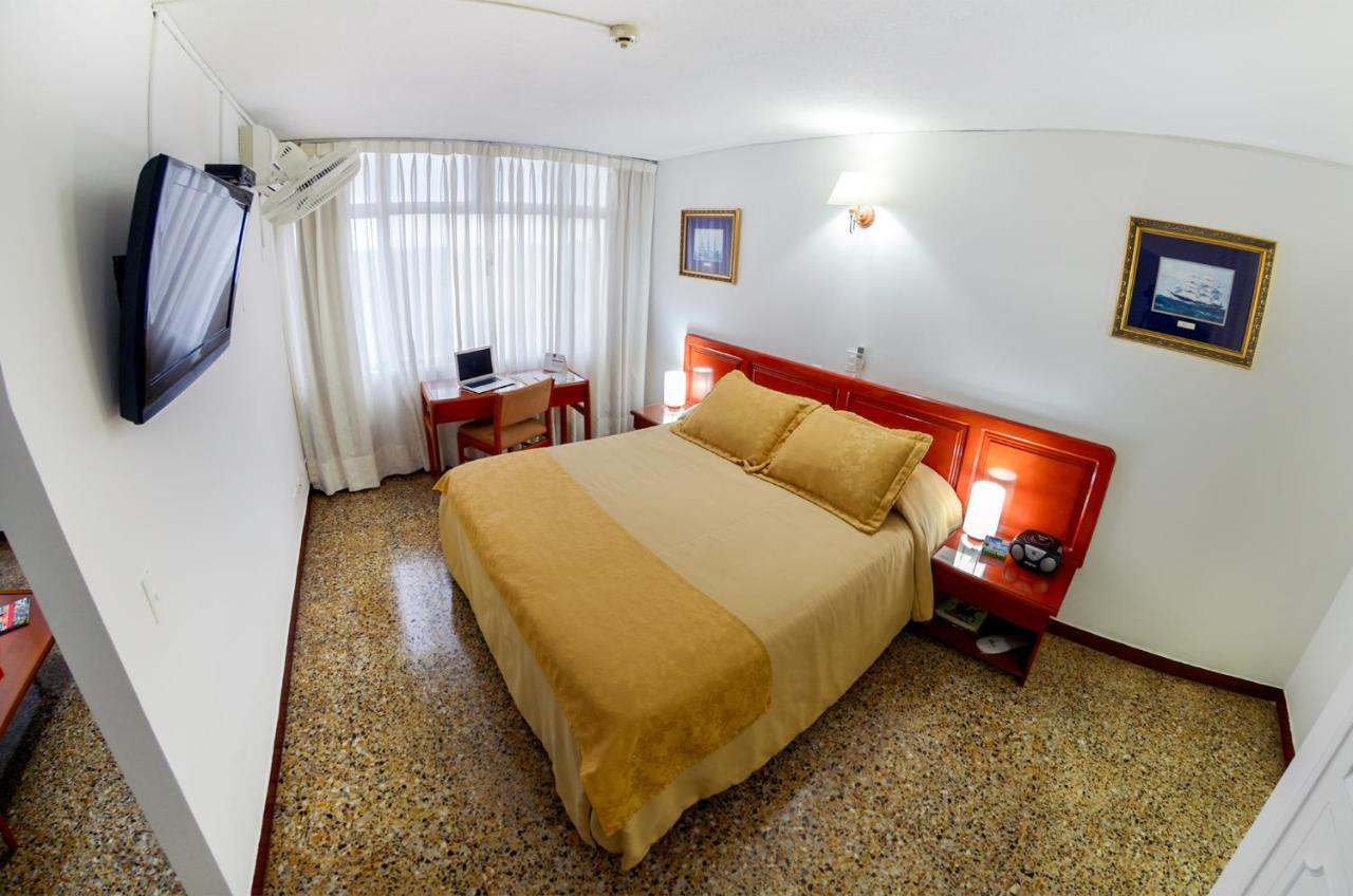 Hotel Villavicencio Plaza Eksteriør billede