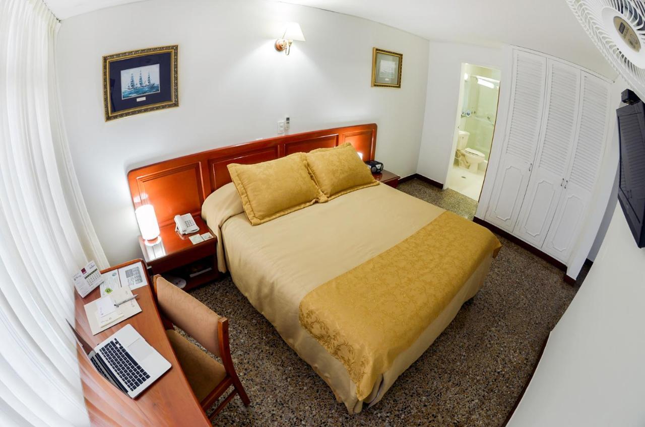 Hotel Villavicencio Plaza Eksteriør billede