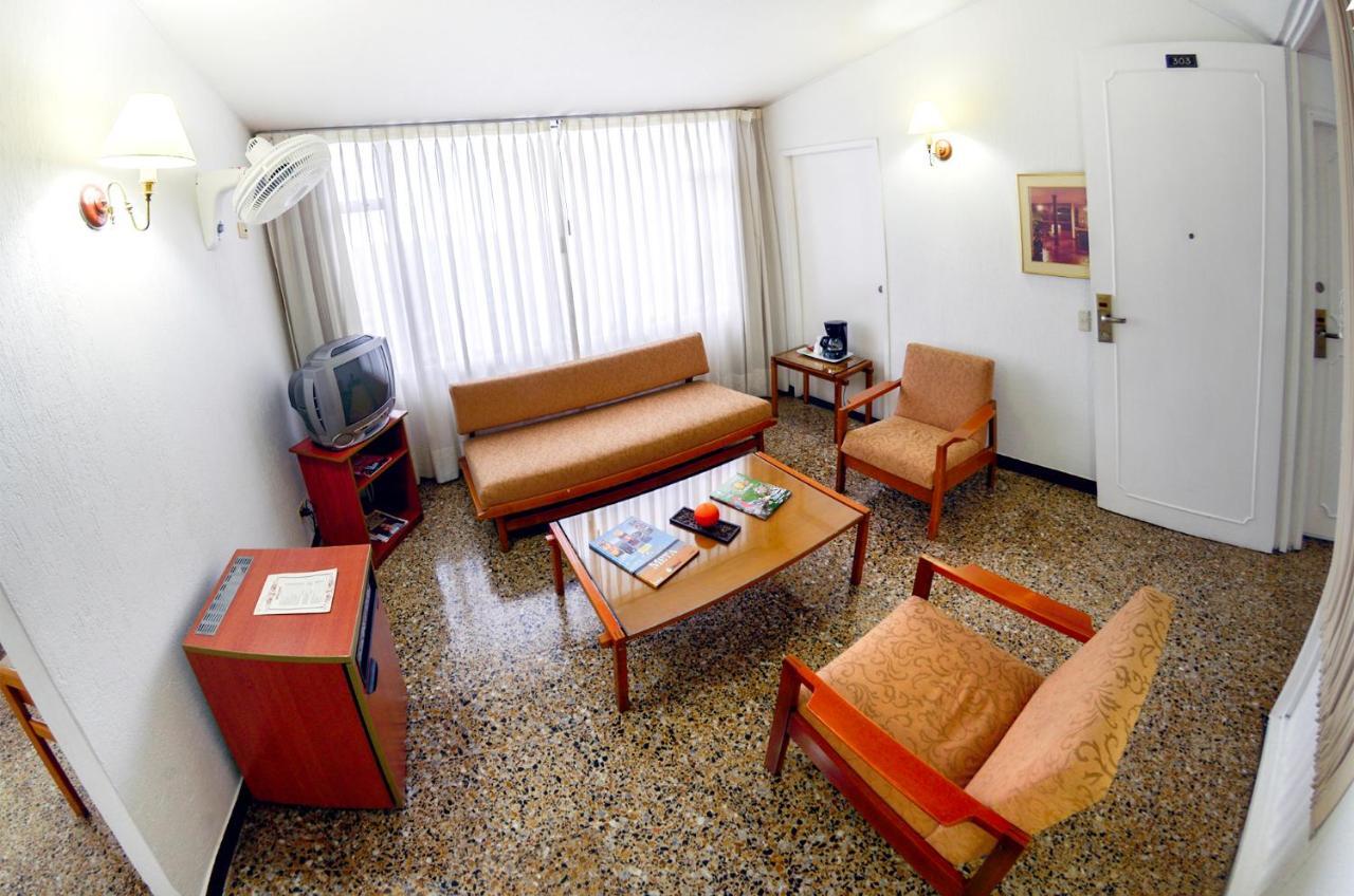 Hotel Villavicencio Plaza Eksteriør billede